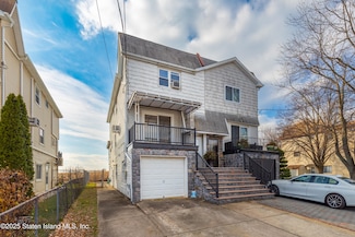 872 Tysens Ln, Staten Island, NY 10306