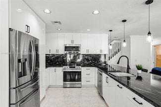 2261 NW 139th Ave, Sunrise, FL 33323