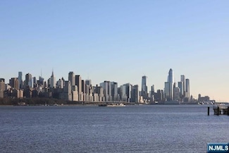 331 The Promenade, Edgewater, NJ 07020