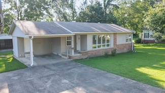 615 S Mccombs St, Martin, TN 38237