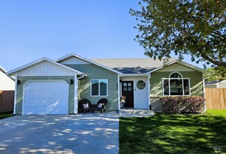 905 Bobwhite St, Fruitland, ID 83619