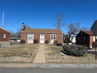 2051 Park Ln, Saint Louis, MO 63136