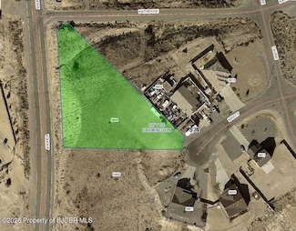 5904 Kristy St, Farmington, NM 87401