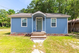 410 Martin Luther King Dr, Woodville, TX 75979