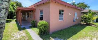 122 NW 6th Ave, Dania, FL 33004