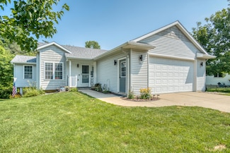 121 W Calgary Dr, Hastings, MI 49058