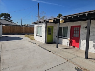 309 N 16th St Unit B, Las Vegas, NV 89101