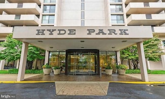 4141 N Henderson Rd Unit 912, Arlington, VA 22203