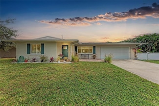 3013 Yarmouth Dr W, Bradenton, FL 34205