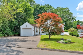 98 Morningside Dr W, Bristol, CT 06010