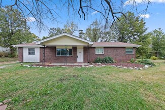 8 Burl Dr, Saint Peters, MO 63376