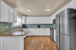 609 Westglen Dr, Yukon, OK 73099