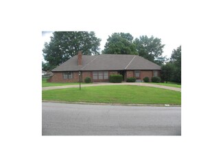 714 N Piute Ave, Independence, MO 64056