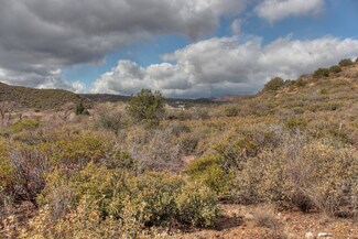 14300 E Jagged Tooth Trail, Mayer, AZ 86333