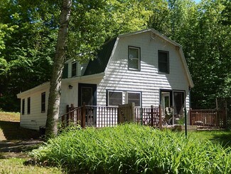 52 Quail Ln, Unity, ME 04988