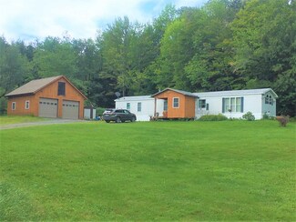 1275 Moren Loop, Morrisville, VT 05661