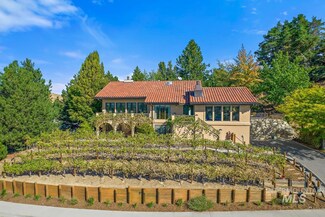762 E Chardie Rd, Boise, ID 83702