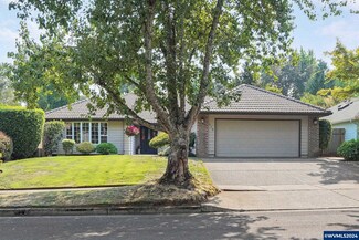 618 Valleywood Dr SE, Salem, OR 97306