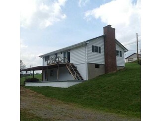 165 Frailey Rd, Shelocta, PA 15774