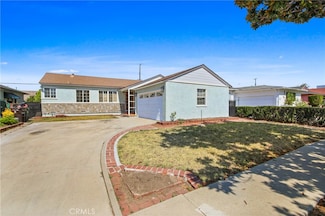11723 Chanera Ave, Hawthorne, CA 90250