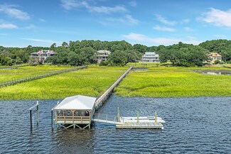 1063 Mainsail Ct, Awendaw, SC 29429