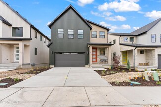 1985 N High Uintas Ln, Daniel, UT 84032
