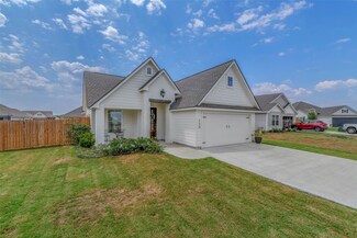 136 Pleasant Path, Snook, TX 77878