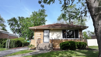 15965 Debbie Ln, South Holland, IL 60473