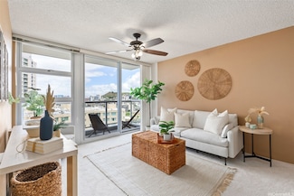 1315 Kalakaua Ave Unit 1903, Honolulu, HI 96826