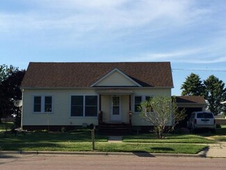 223 5th Ave, Minnesota Lake, MN 56068