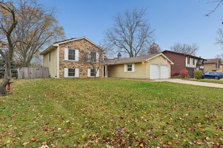 186 Ivy Ln, Bloomingdale, IL 60108