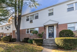 230 Cherry Hill Dr Unit 1A, Bridgeport, CT 06606