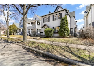 2813 Garfield Ave, Minneapolis, MN 55408