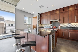 3030 Bryan St Unit 310, Dallas, TX 75204
