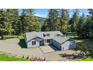 69857 Stage Rd, North Bend, OR 97459