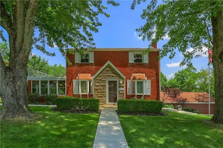 400 Cherrywood Dr, Pittsburgh, PA 15214