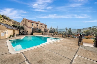 100 Marin Center Dr Unit 4, San Rafael, CA 94903