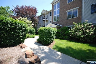 44 Mountainview Ct Unit D44, Riverdale, NJ 07457