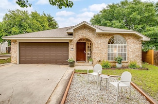 4217 Heritage Way Dr, Fort Worth, TX 76137