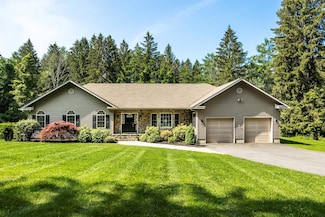 452 Camby Rd, Verbank, NY 12585
