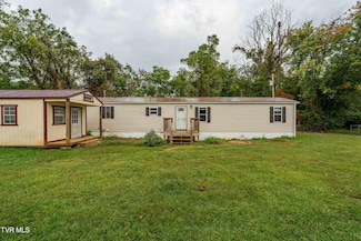 140 Peters Hollow Rd, Elizabethton, TN 37643