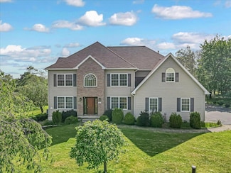 6 Reed Ct, Albrightsville, PA 18210