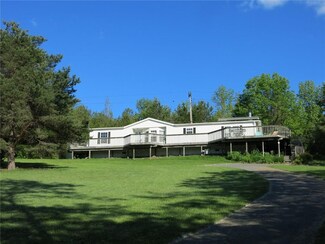 4883 Arrowhead Dr, Rushville, NY 14544
