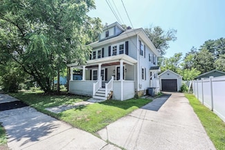 37 S Lincoln St, Keene, NH 03431