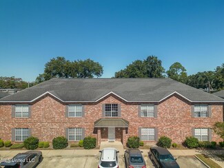 117 Armand Oaks Unit D-117, Ocean Springs, MS 39564