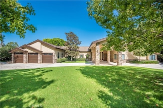 6809 E Saddleback Dr, Orange, CA 92869