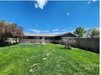 4470 NE Alexander Way, Mountain Home, ID 83647