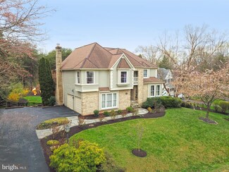 1236 Gilman Ct, Herndon, VA 20170