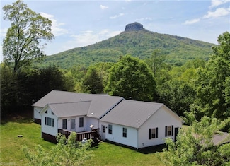 1135 Hunts Grove Ln, Pinnacle, NC 27043