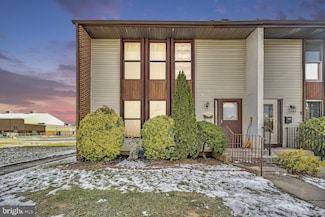 93 Danbury Ct, East Windsor, NJ 08520